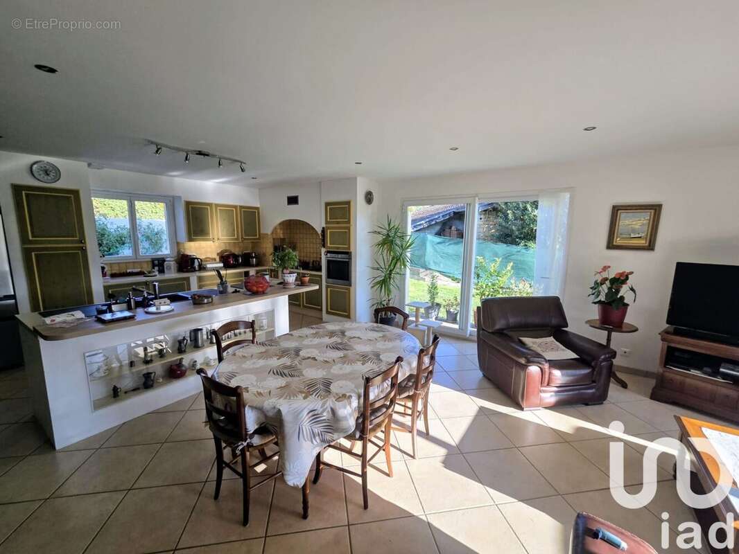 Photo 8 - Maison à COMMELLE