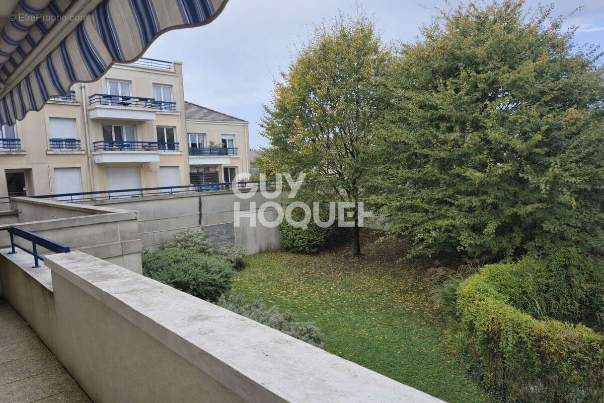 Appartement à LE BLANC-MESNIL