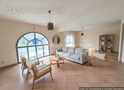 Appartement à LAROQUE