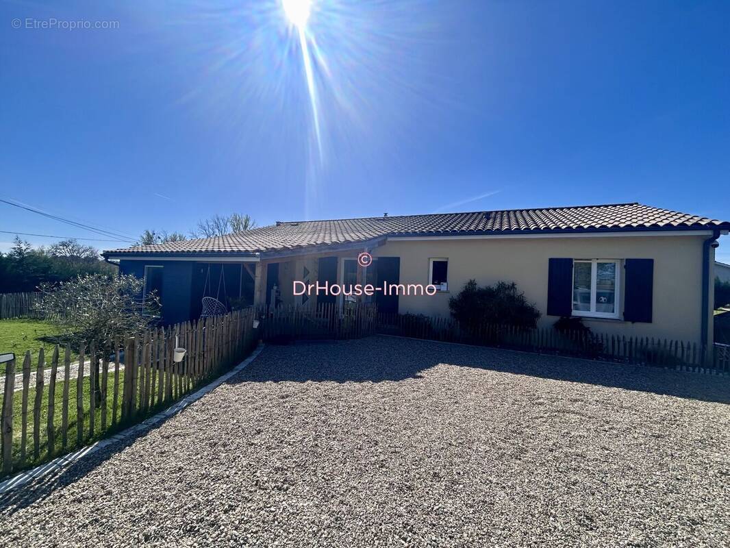 Maison 126 m² à Masseilles  - photo 1