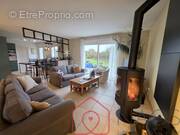 Maison à SAINT-MARTIN-D'ABBAT