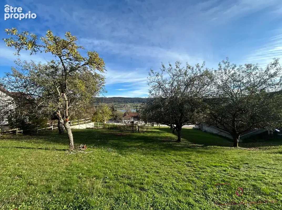 Les grangettes - un cadre d'exception avec vue sur le lac saint-point. - photo 1