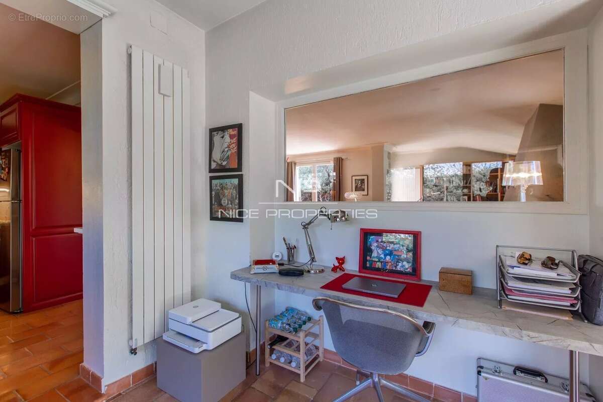 Maison à SAINT-JEANNET