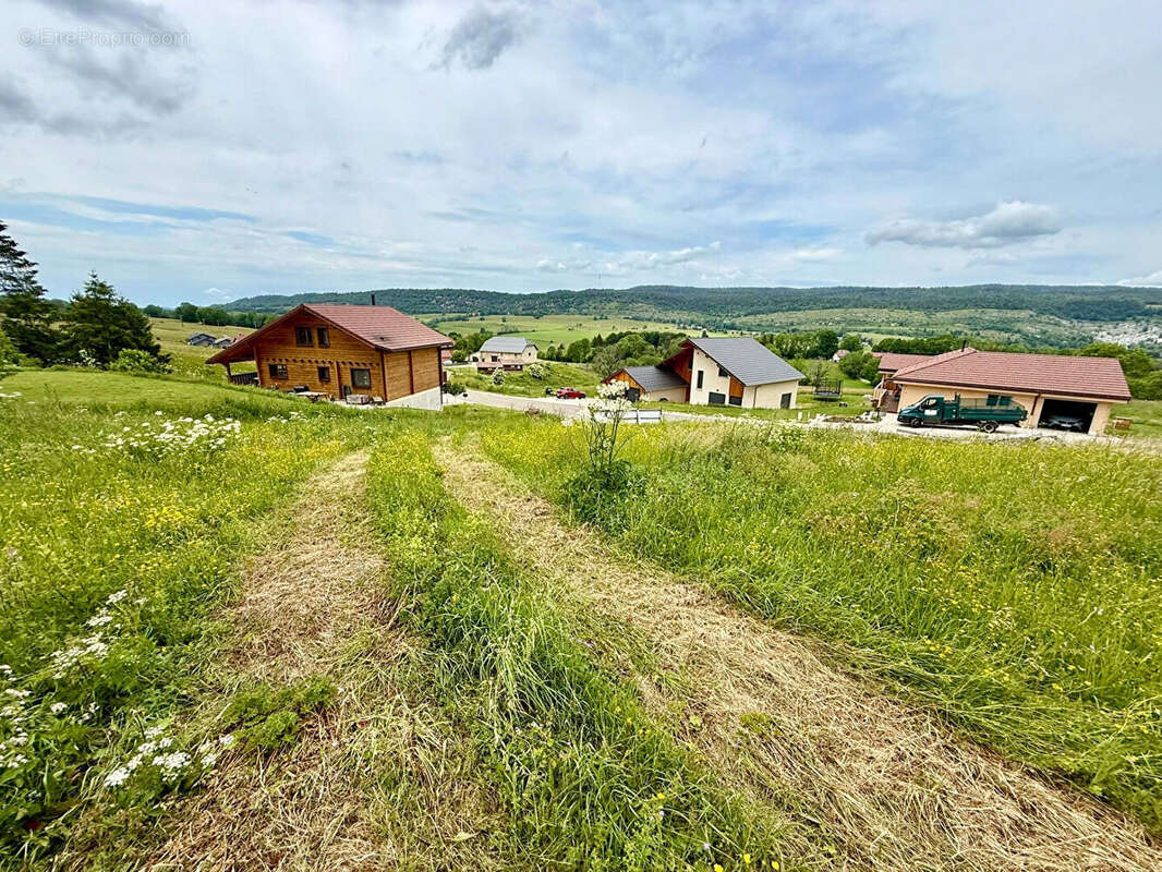 Terrain viabilisé 815m² - Foncine le Haut - photo 3