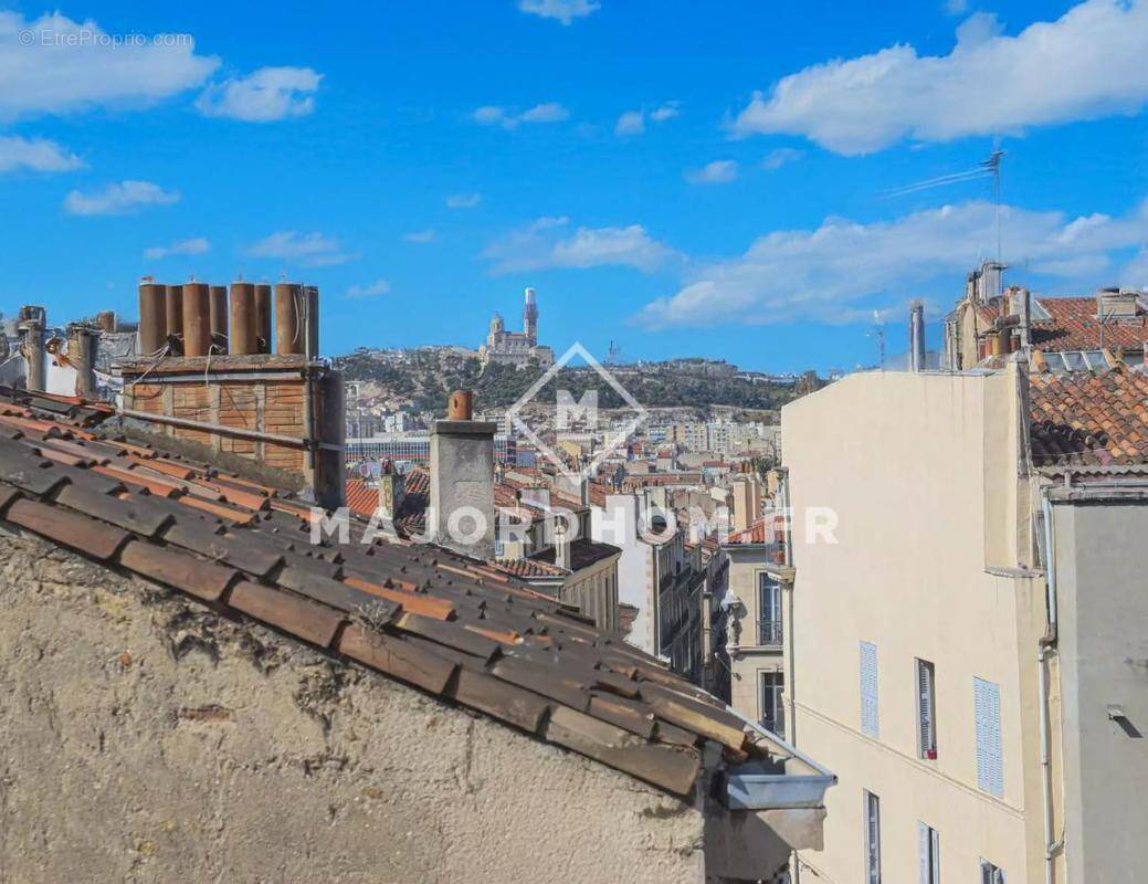 Appartement à MARSEILLE-6E