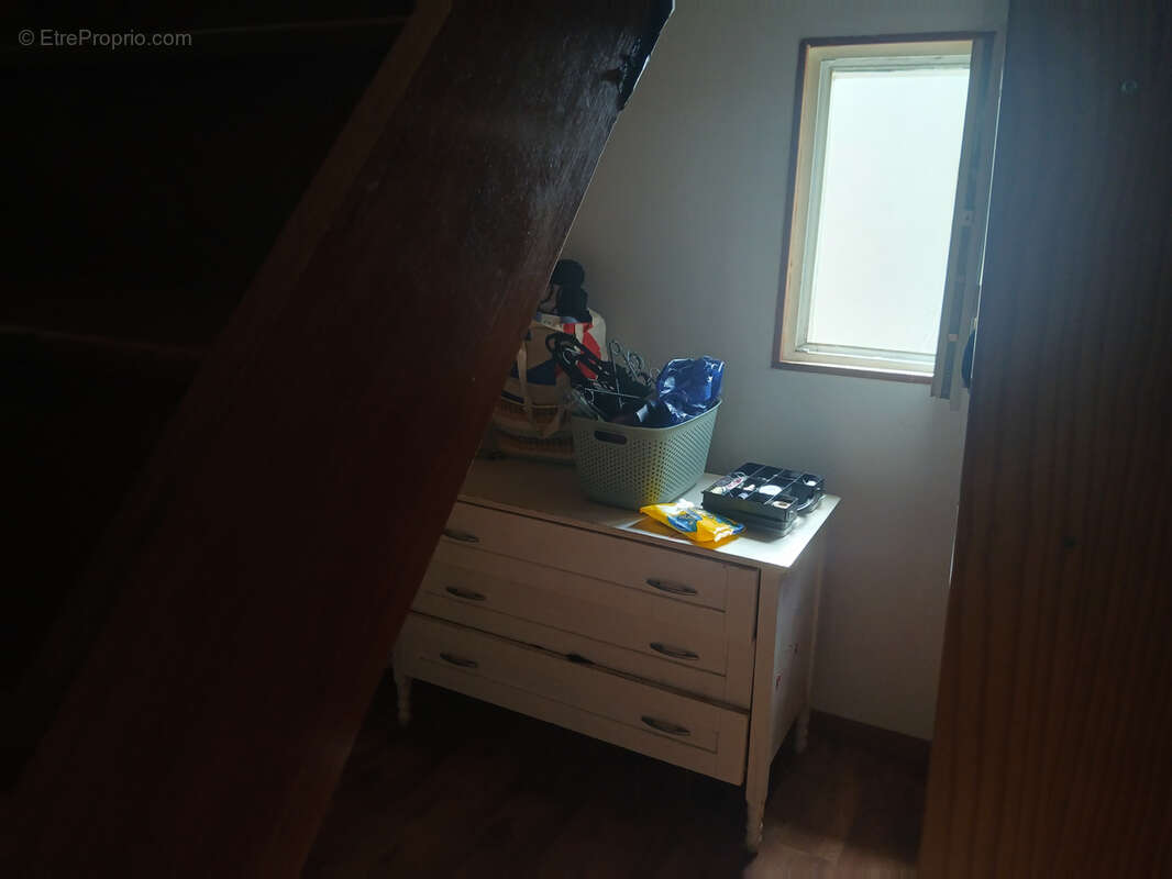 Appartement à JOUY-LE-CHATEL