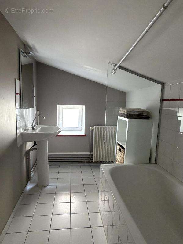 Maison 300 m² à Cogny  - photo 10