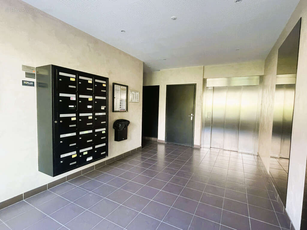 Appartement à GIERES
