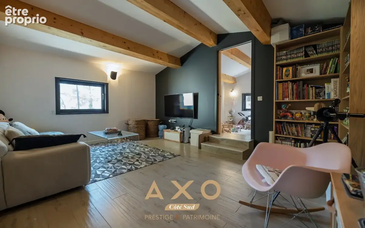 Éguilles - maison - 260 m² - 6 chambres - piscine - pool-house - terrain 4 000 m² - 1 530 000  - photo 13