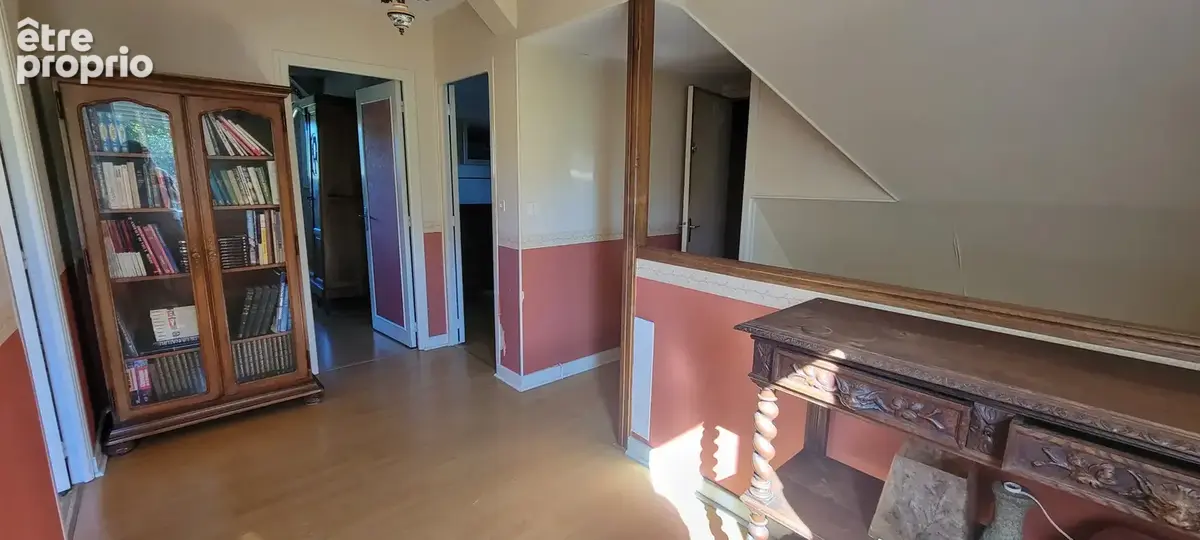 Maison familiale avec beau terrain de 3 788 m2 - photo 15
