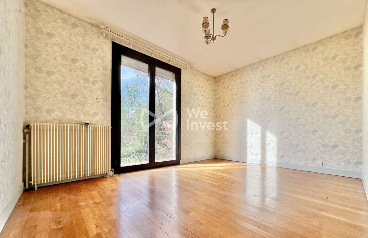 Maison 129 m² à Marsat  - photo 7