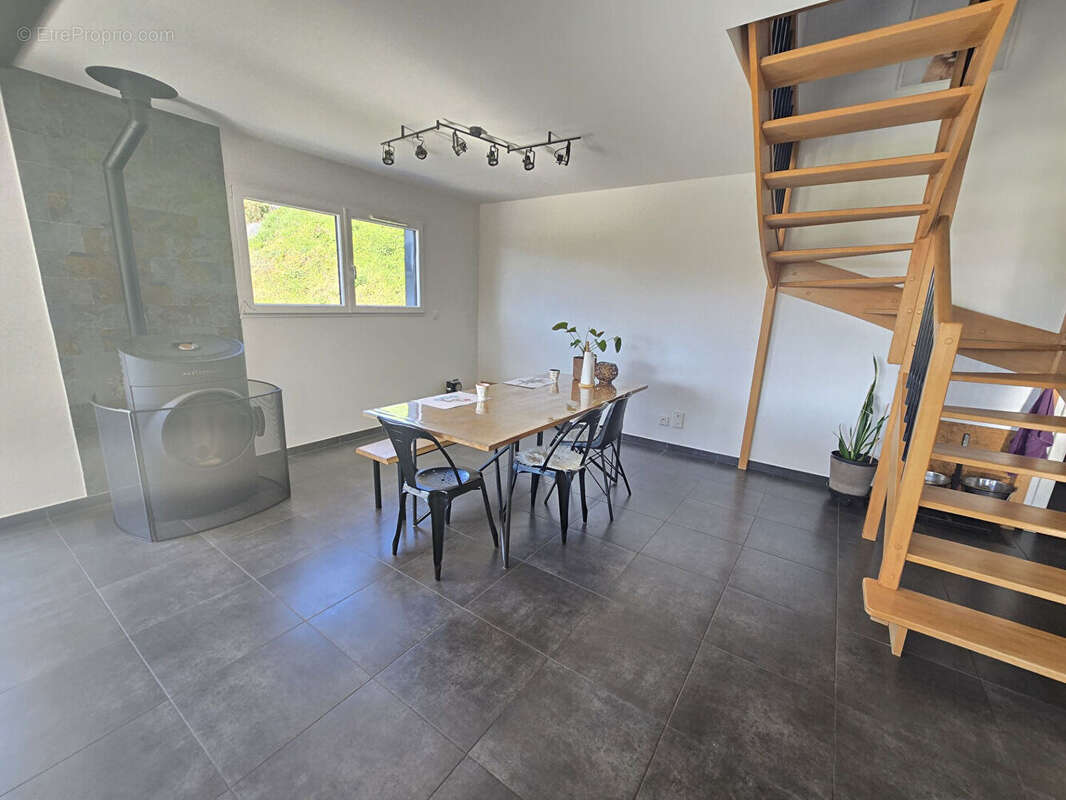 Maison à TOUILLON-ET-LOUTELET