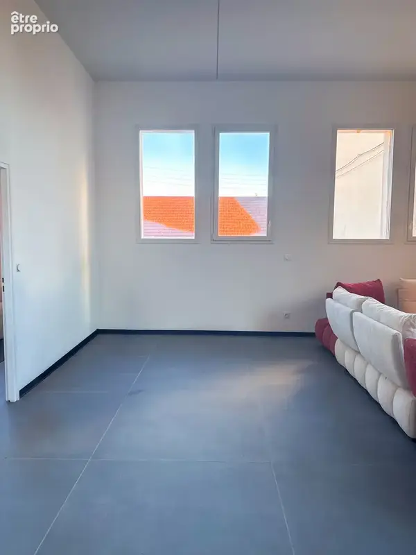 Commerce 193 m² à Le Coteau  - photo 9