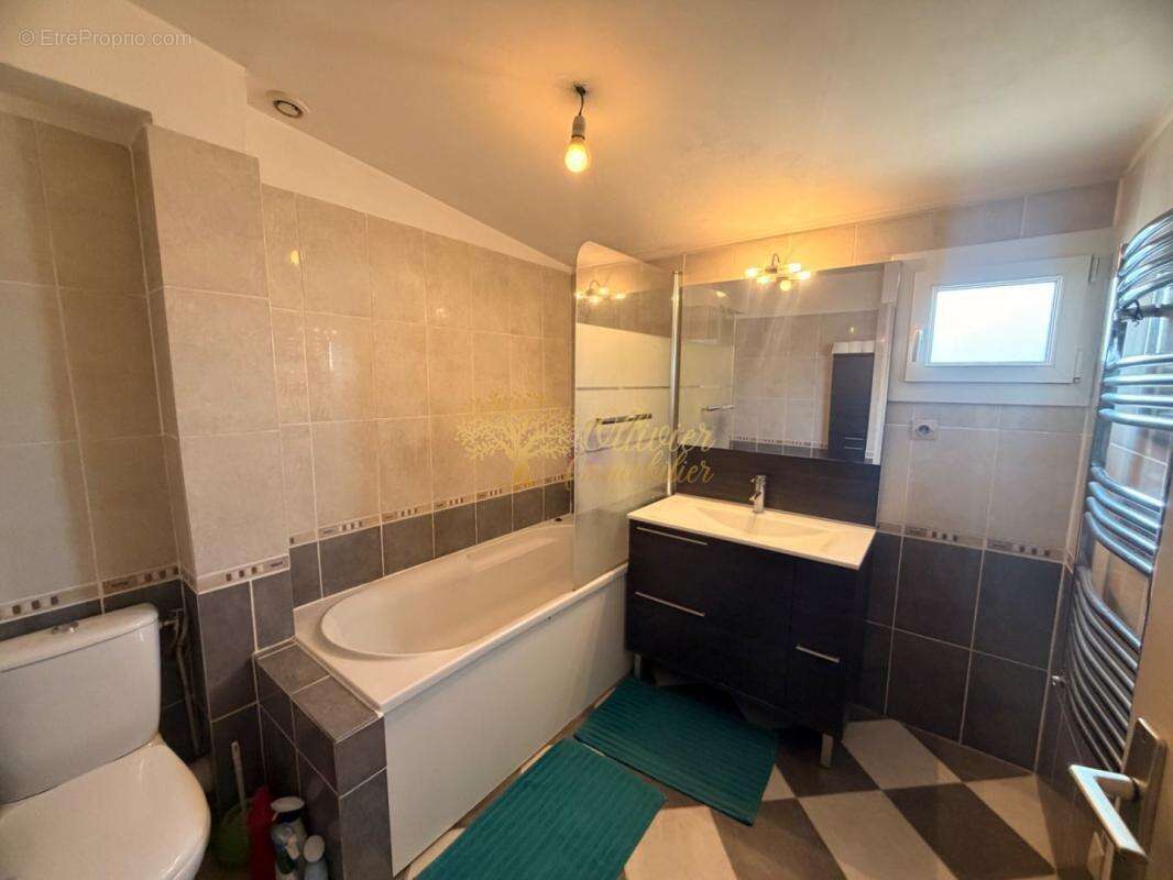 Maison à PONTAULT-COMBAULT