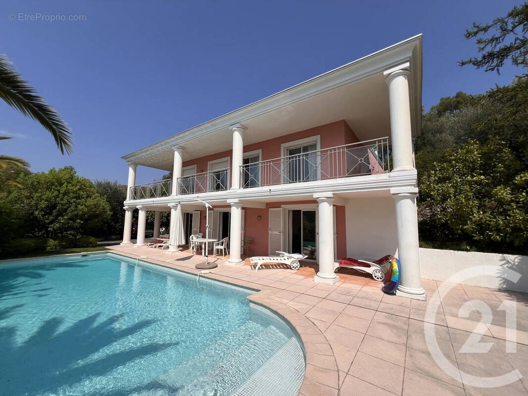 Maison à MOUGINS