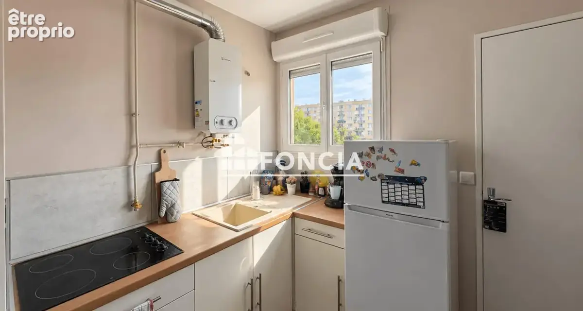 Appartement 2 pièces avec balcon – vendu loué – transports et commerces à proximité immédiate - photo 2
