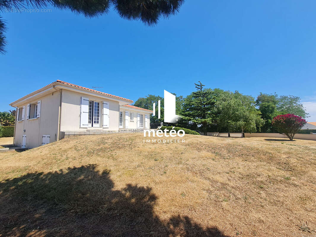 Maison à LONGEVILLE-SUR-MER
