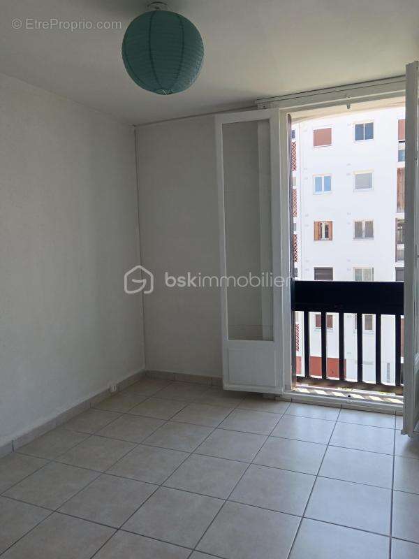 Charmant appartement rénové au cœur du Moulin àVent Perpignan 66000 - photo 8
