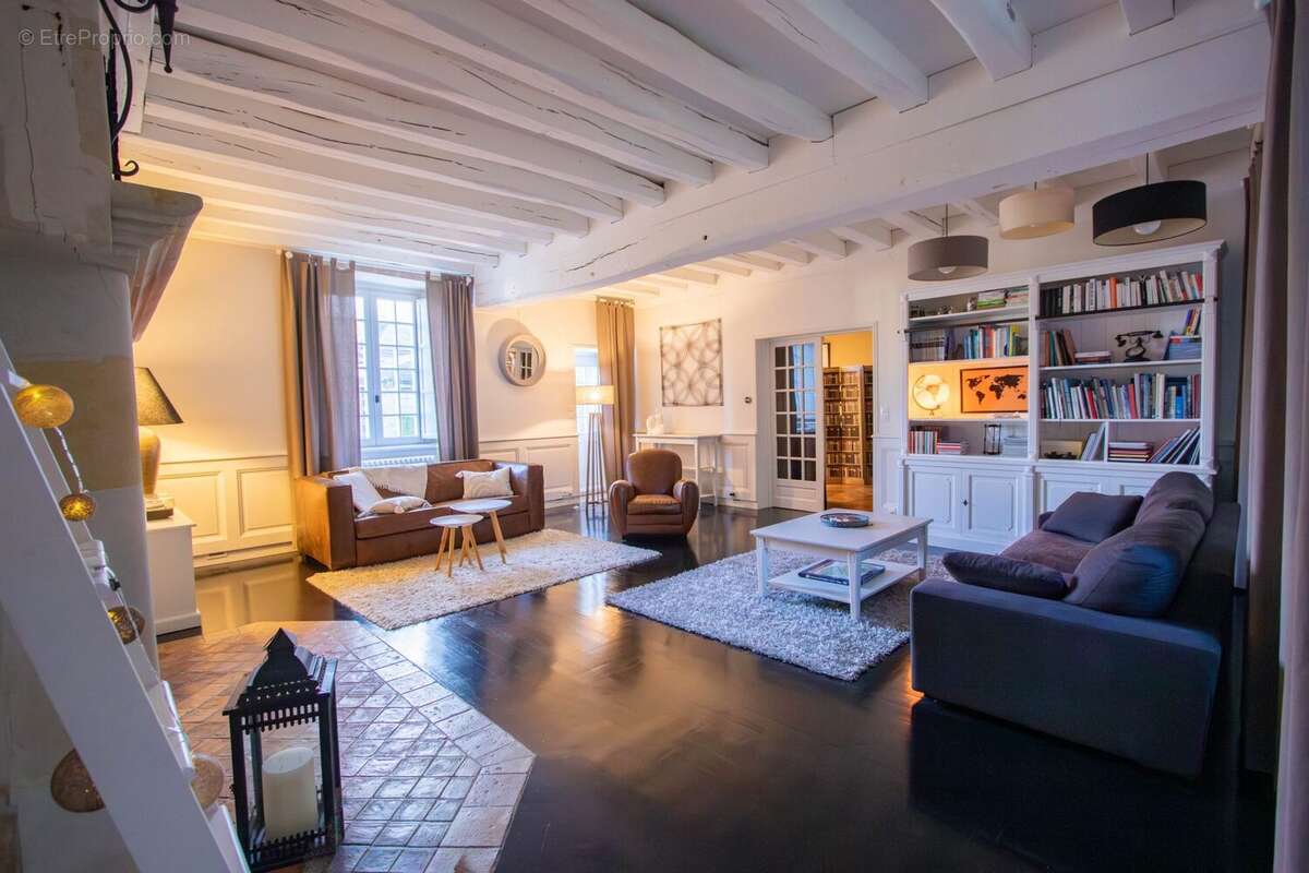 Maison à BRISSAC-QUINCE