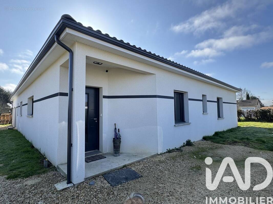 Photo 1 - Maison à MONTPON-MENESTEROL