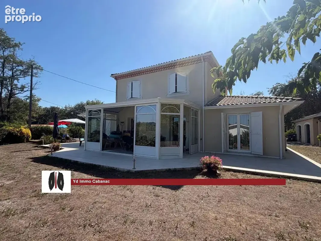 Maison 4 chambres avec beau terrain et piscine - photo 12