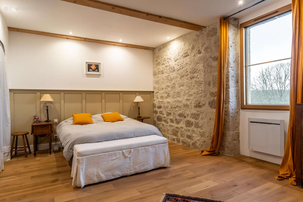 Maison à ENGAYRAC