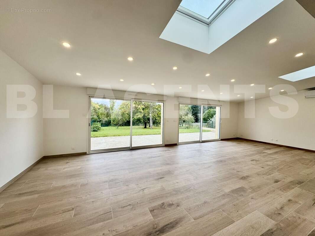 IMG_8940 - Maison à COULOMMIERS