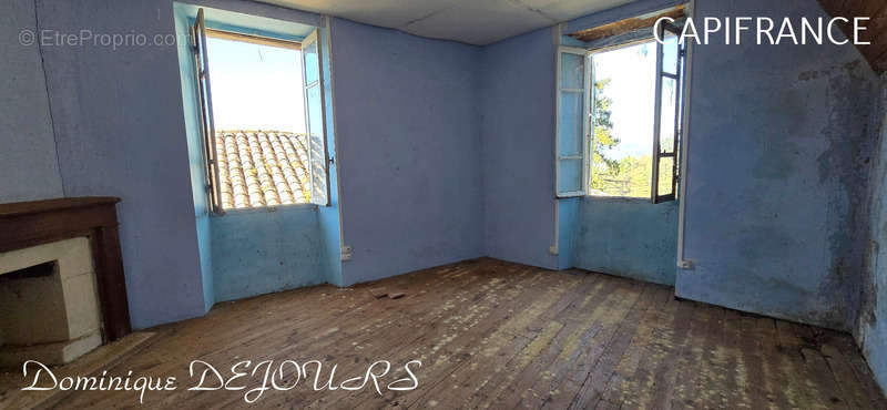 Maison à SAINT-MAURICE-EN-CHALENCON