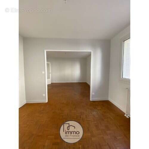 Appartement à SAINTE-COLOMBE