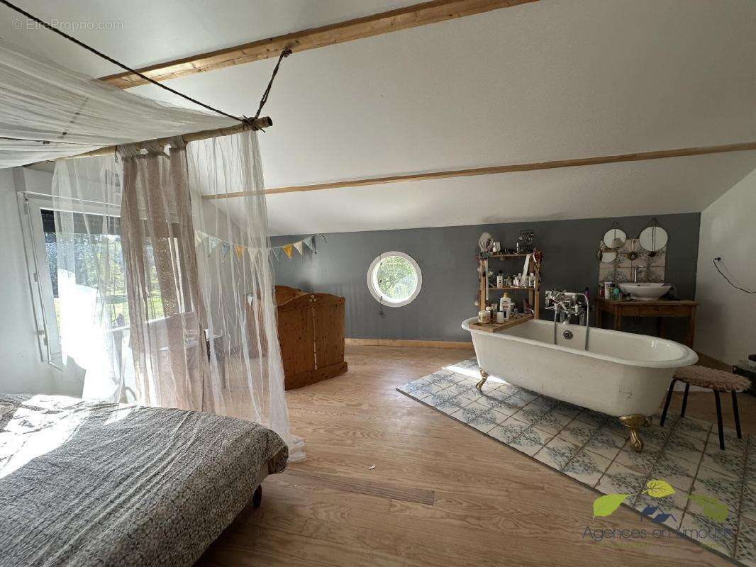 Maison à LA GENEYTOUSE