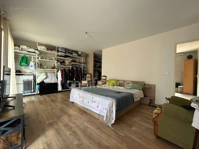 Maison à vendre 10 pièces VAUNAC (24)170m² sur 5160m² de terrain - photo 10