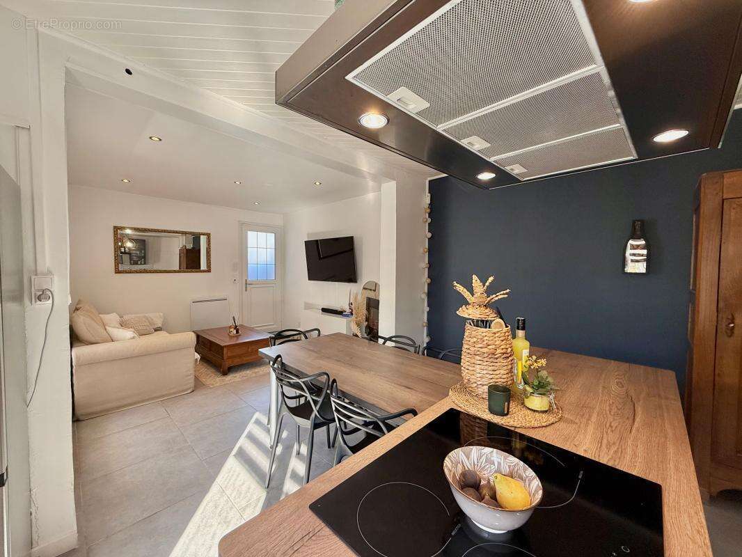 Appartement à CHENOVE