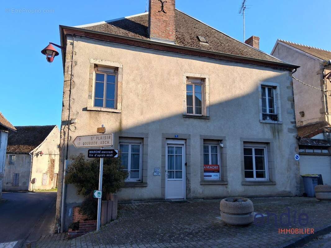 Maison à COULEUVRE