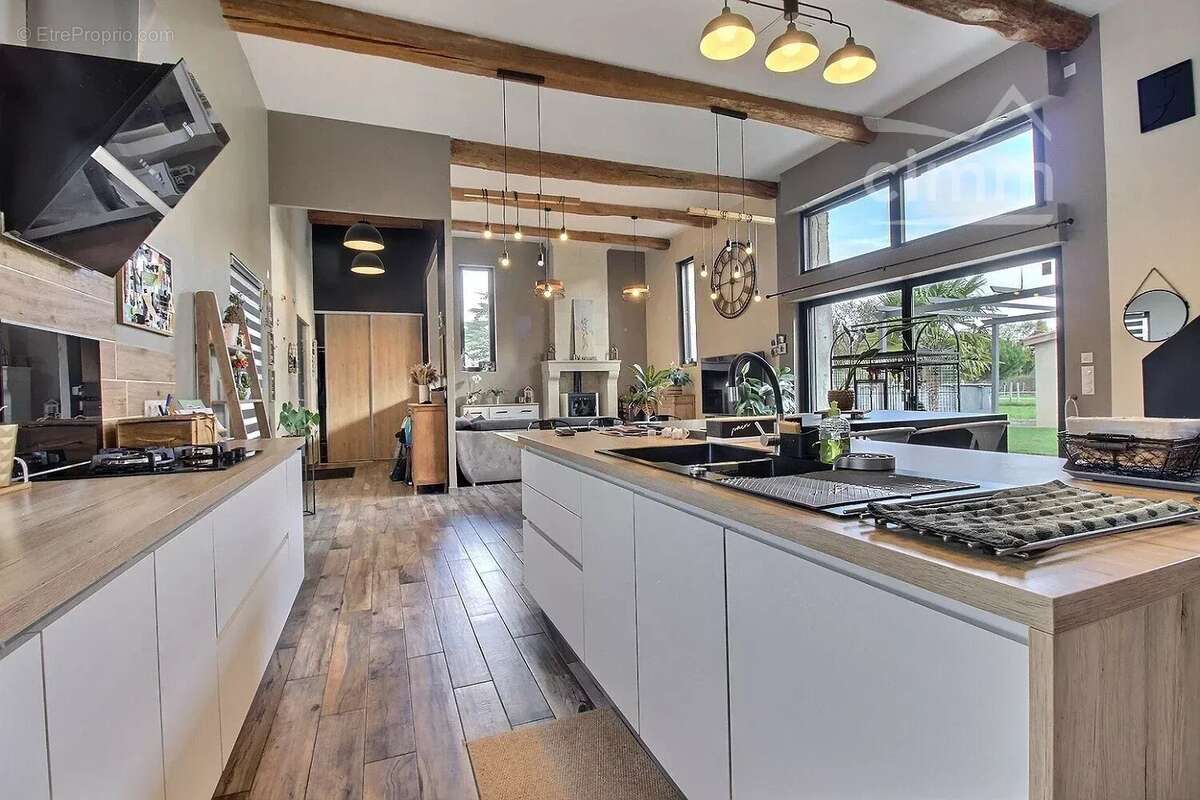 Maison à SAVONNIERES