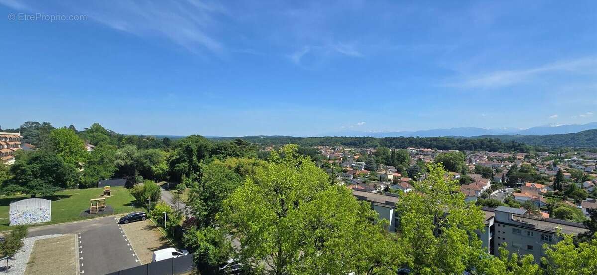 Trespoey  appartement traversant de  170 m2 + terrasse 80m2 vue Pyrénées - photo 2