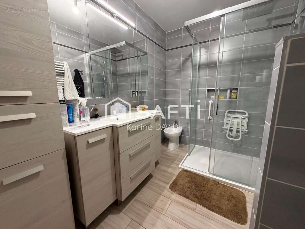 Photo 8 - Appartement à SEPTEMES-LES-VALLONS