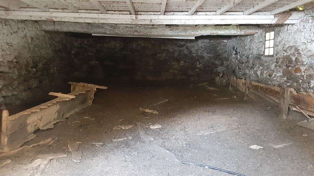 Maison à EAUX-BONNES