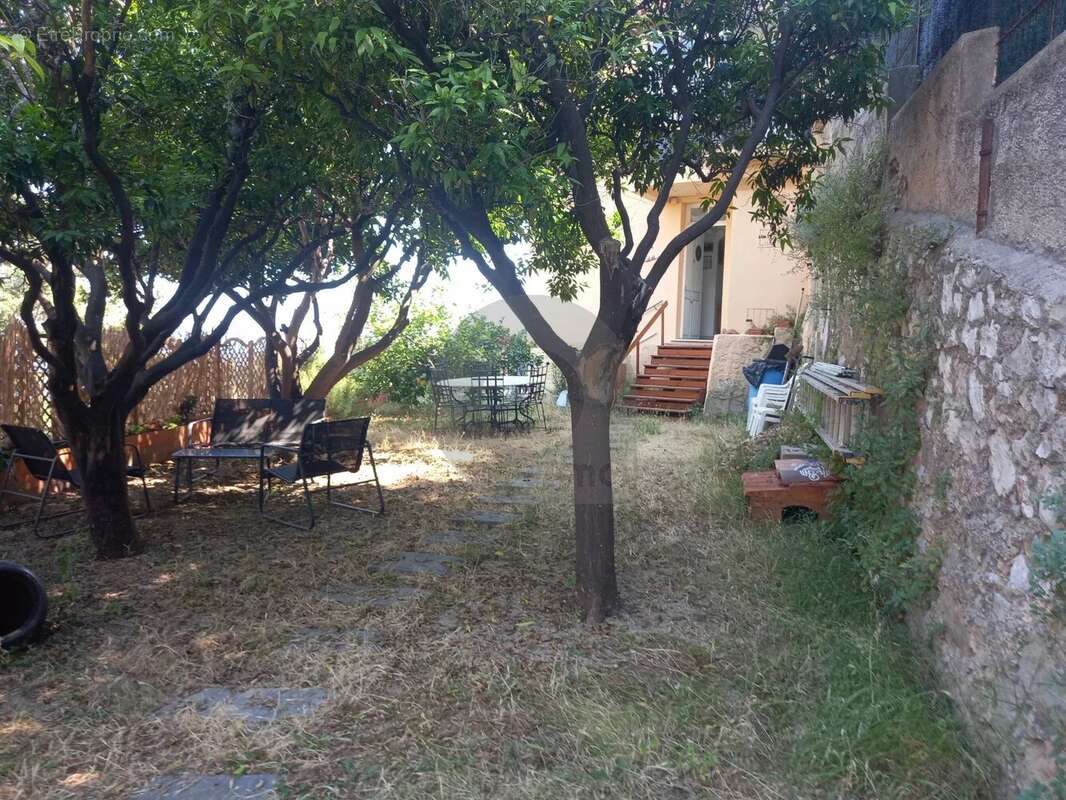 Appartement à BEAUSOLEIL