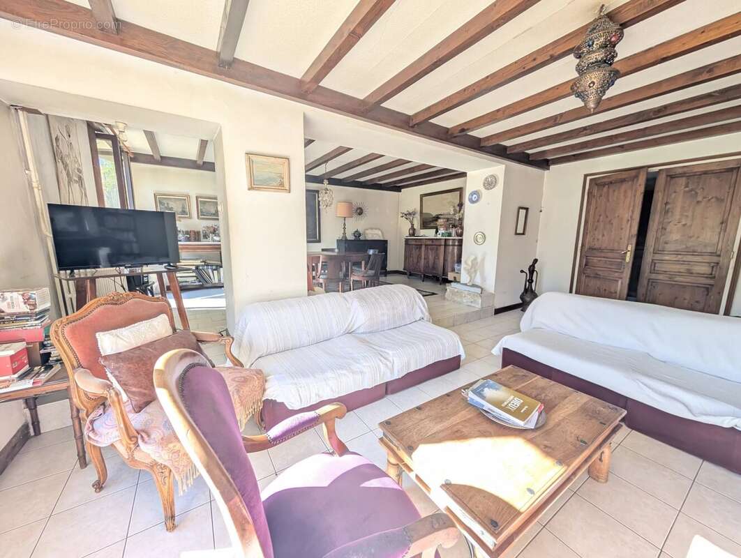 Maison à FRANCHEVILLE