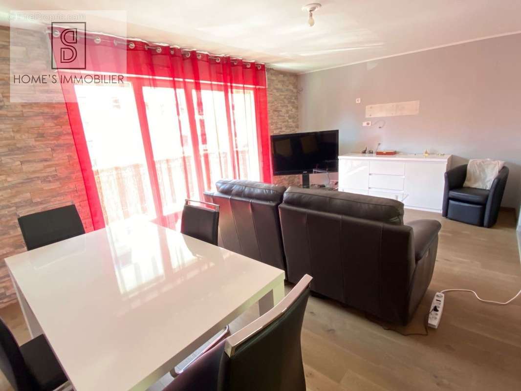 Appartement à LIVRY-GARGAN