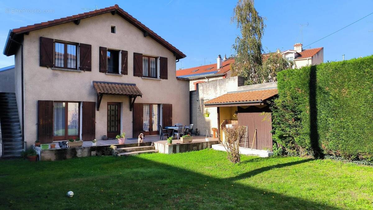 Photo Maison à Saint-Etienne au prix de 173 000€