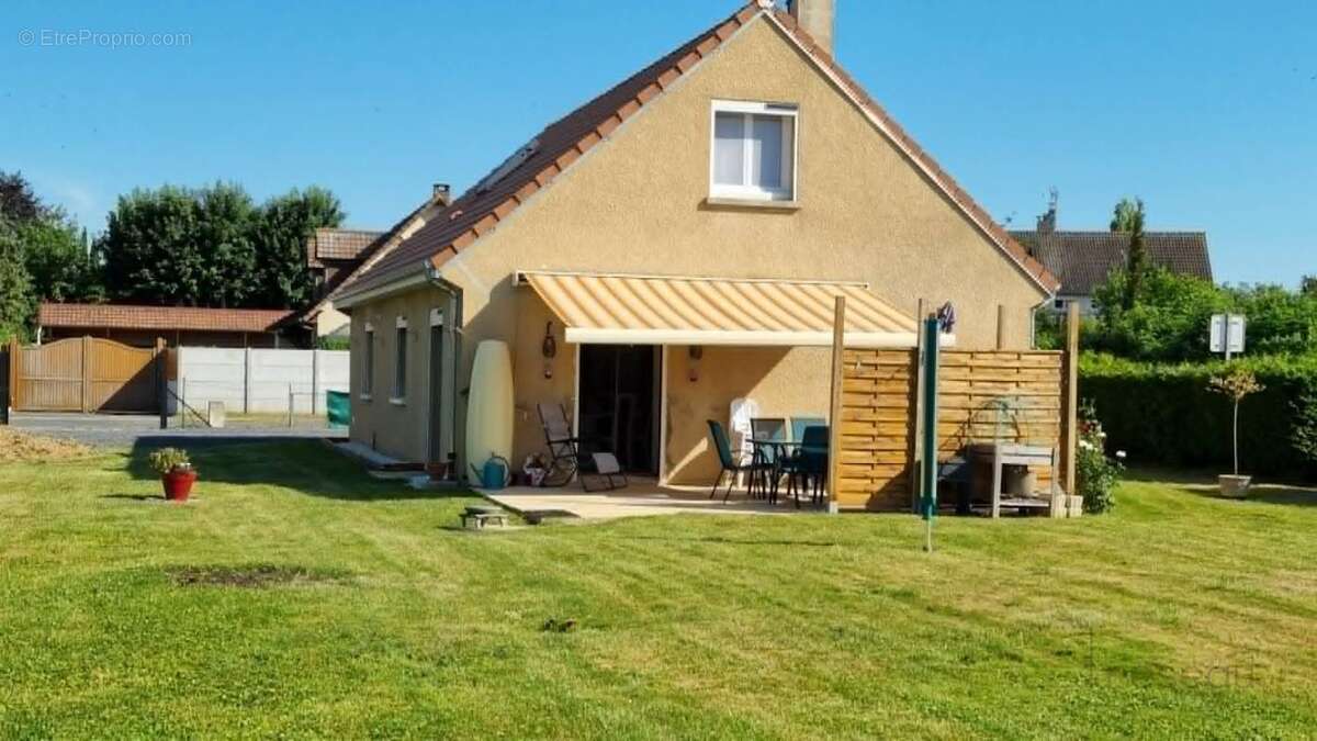 Maison 107 m² à Etelfay  - photo 11