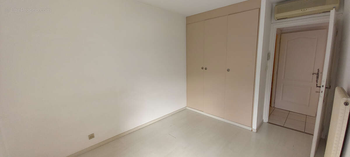 Appartement à MANDELIEU-LA-NAPOULE