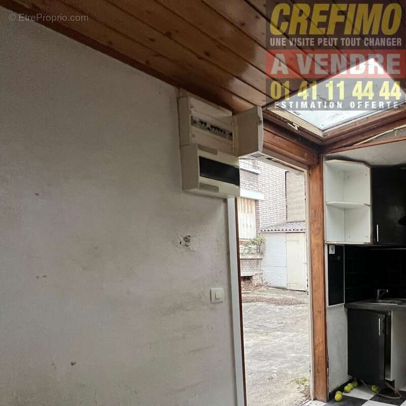 Appartement à COURBEVOIE