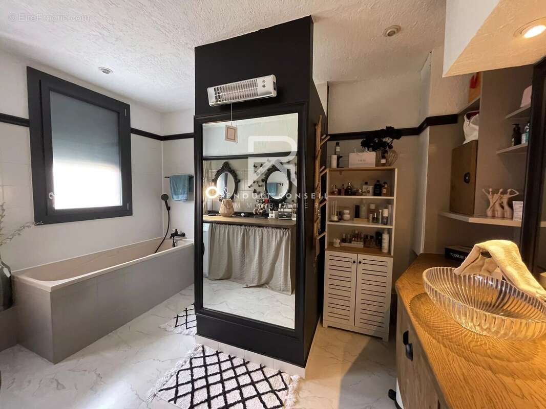 Maison à DEVILLE-LES-ROUEN