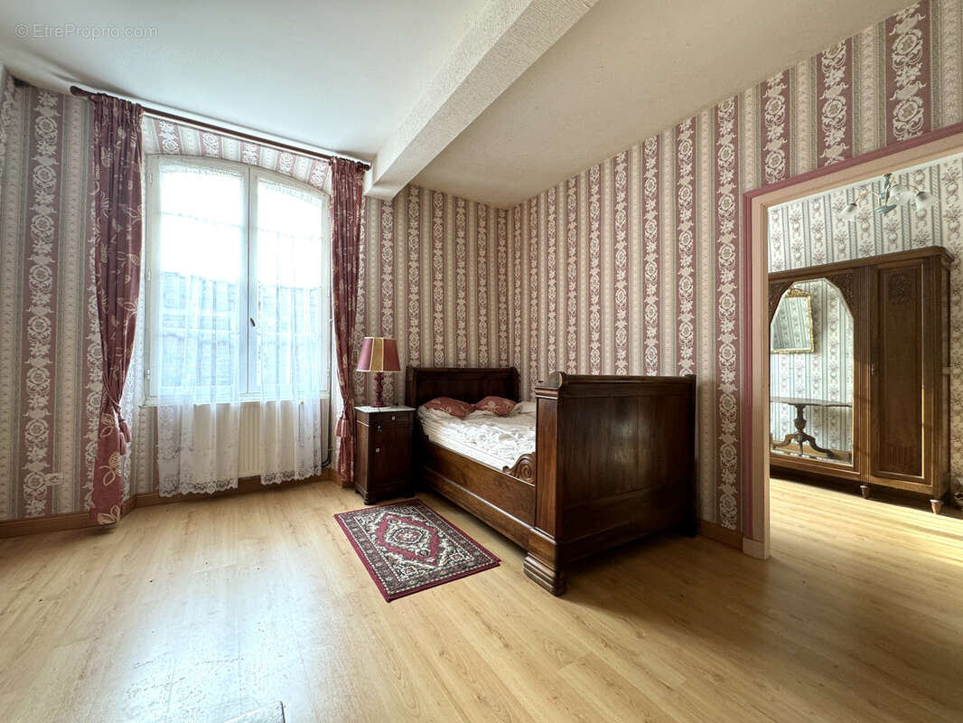 Belle maison de maître - 200m2 - photo 7