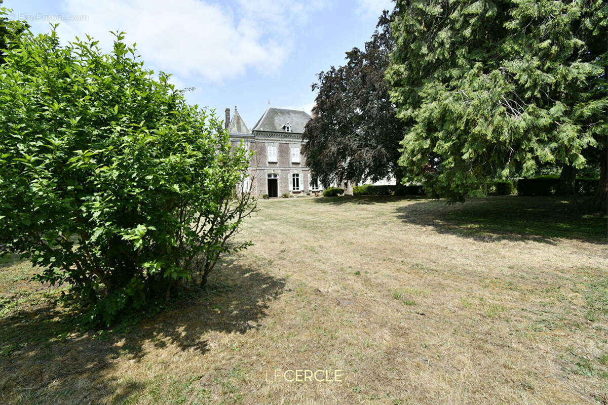 Maison à ESTREES-SAINT-DENIS
