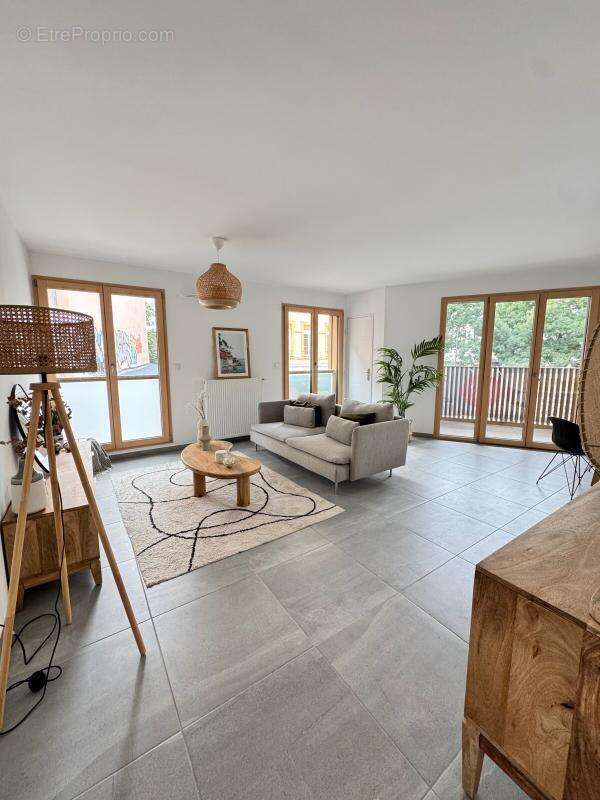 Appartement à LYON-9E