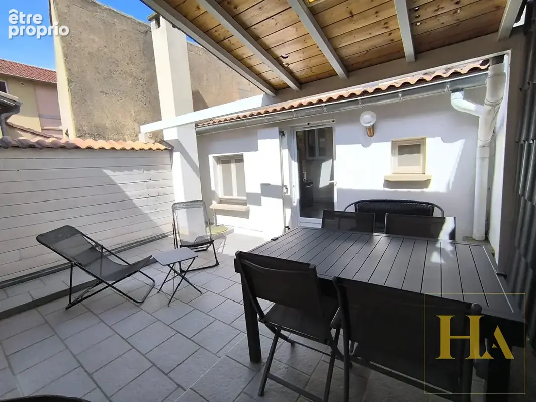 Un duplex atypique plein de charme à deux pas du centre-ville ! - photo 2