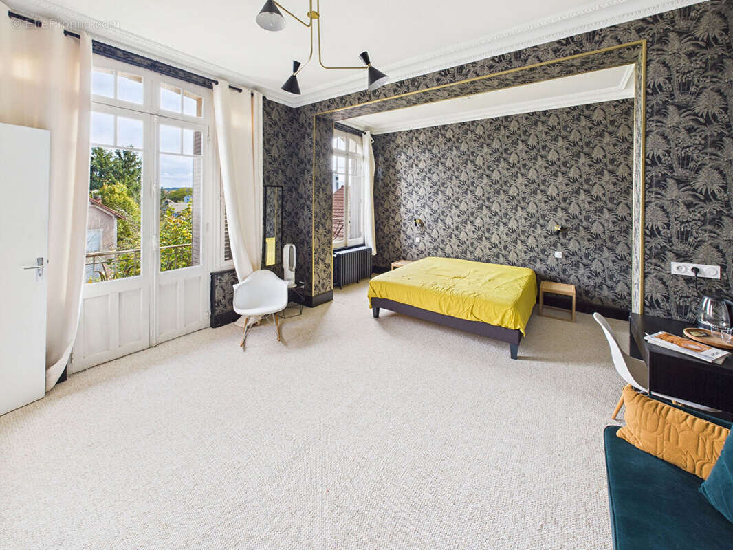 Maison à BELLERIVE-SUR-ALLIER